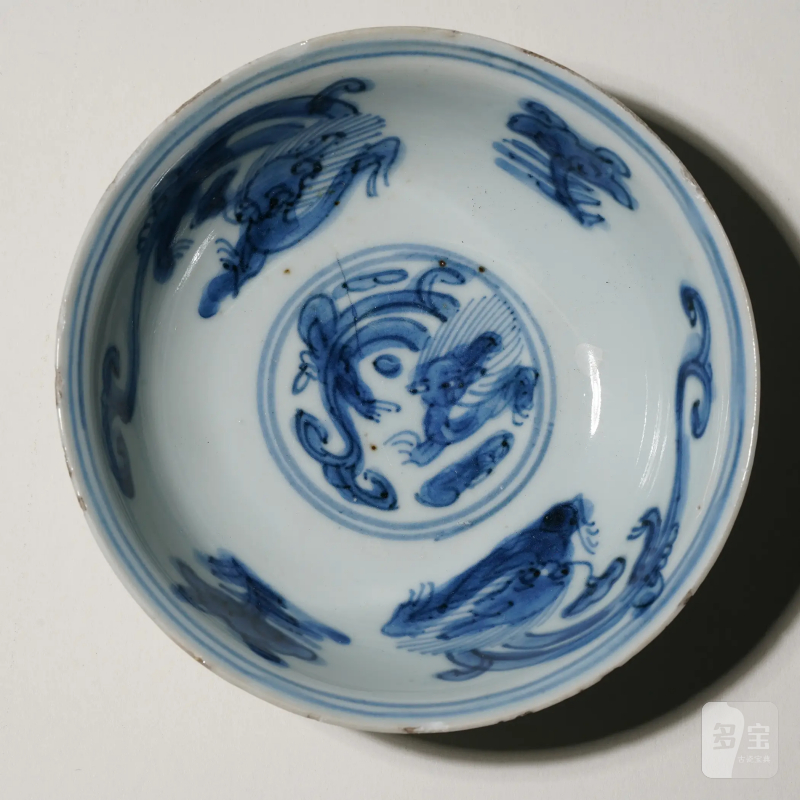 明万历 景德镇古渡青花螭龙图浅碗 - 图3